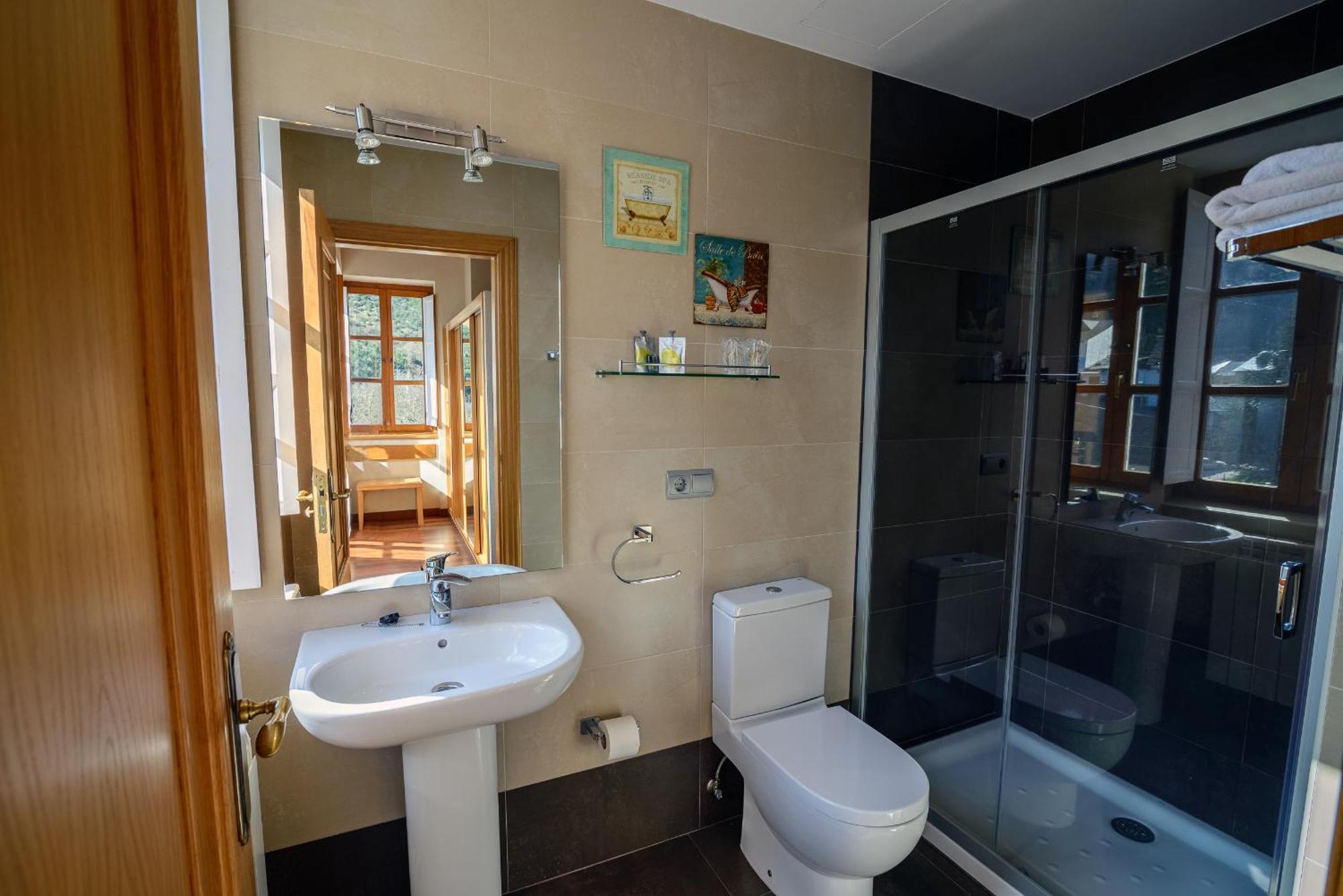 Hostal El Palacio Molinaseca Buitenkant foto